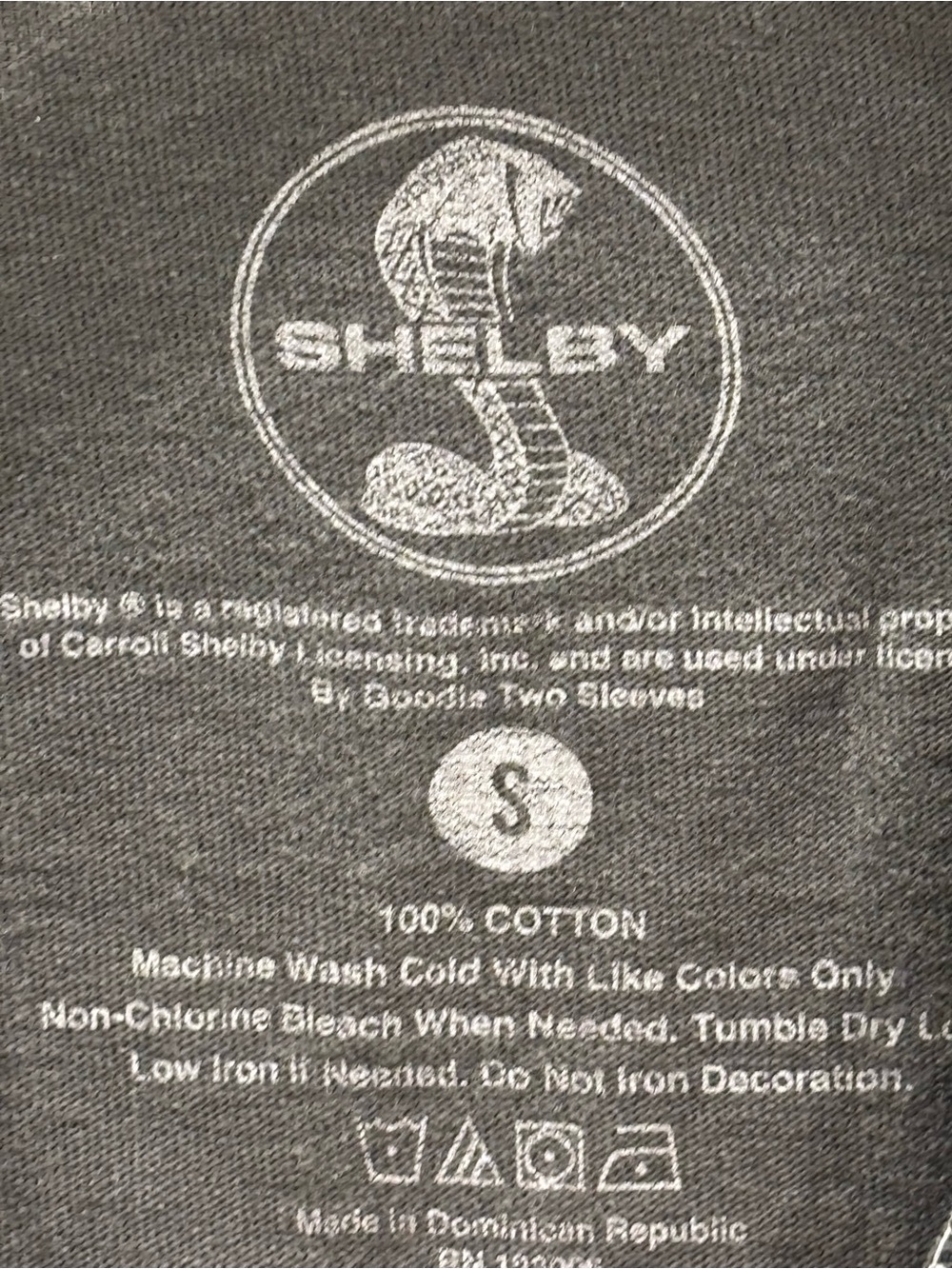 Shelby Charcoal Short-Sleeve Cobra GT500 Logo Tee - Picture 3 of 4